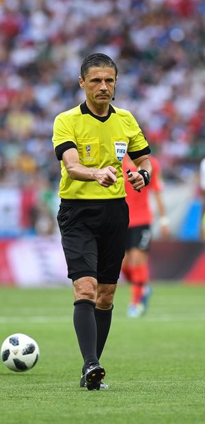 2018 FIFA 월드컵 대한민국-멕시코 경기 주심