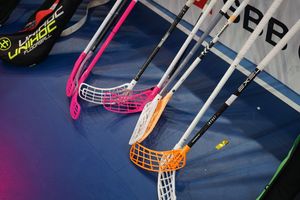 왼쪽에 잡는 플로어볼 스틱 블레이드