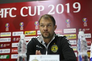 알렉산더 크레스티닌 기자 회견