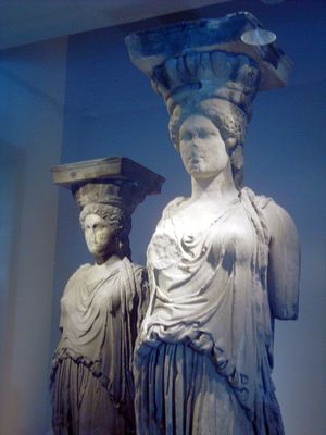 아크로폴리스 박물관의 원본 조각상