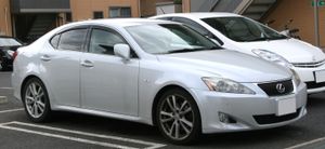 렉서스 IS(전기형) 정측면