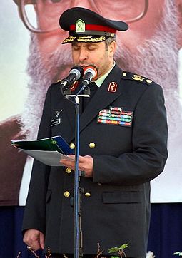 2004년 아민 경찰 학교에서 갈리바프