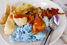 Nasi kerabu}})