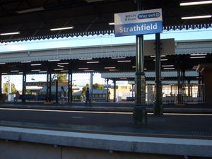 스트라스필드 철도역