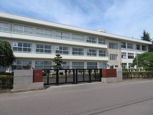 호바라 고등학교