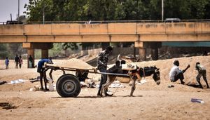 날라 근처의 도로 공사
