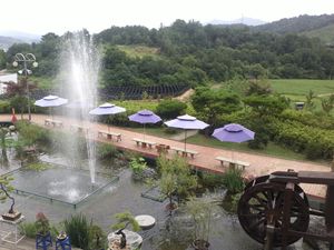 금산인삼랜드휴게소 휴식 공간 (통영방향)