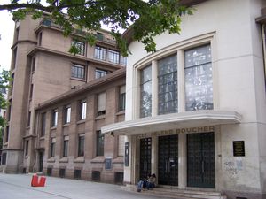 엘렌 부셰 고등학교