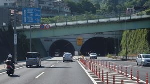 휴산 신도(휴산 터널 부근)히로시마현 구레시 나가사코마치