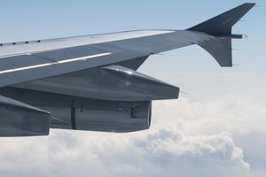 캐나다 공군 CC-150 Polaris의 FRL Mk32B 포드 후면 확대 사진