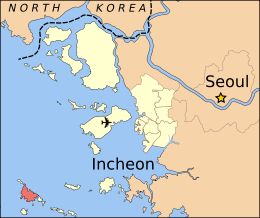 덕적도의 위치(지도 서남쪽의 짙은 붉은 색)