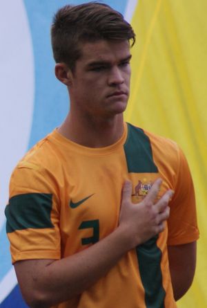 2013년 영 소케루스와 함께한 채프먼