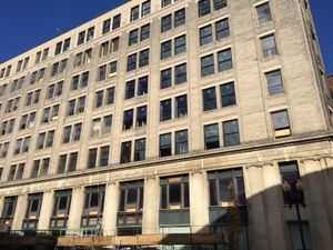 린 "플랫아이언" 빌딩, 2016년 11월 로프트 아파트로 개조 중