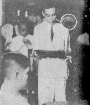 쾅 아파이웡, 민주당 창립자 중 한 명