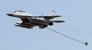 MiG-29K는 다른 전투기에 공중급유를 해 줄 수 있다