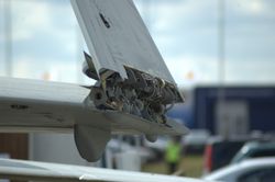 주익 접는 부분