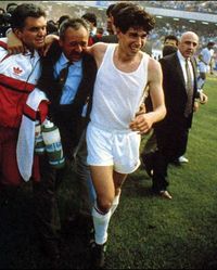 밀란의 1991-92 시즌 우승을 자축하는 알베르티니