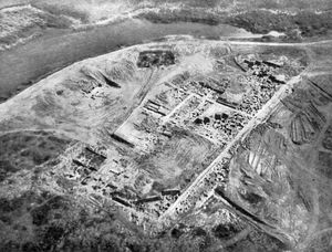 Tsimlyansk_Reservoir}}의 바닥에 잠겨 있다.