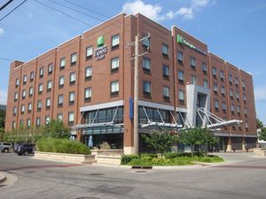 오클라호마 시티의 홀리데이 인 호텔 & 스위트