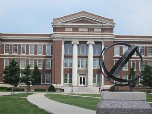 공과대학 및 응용과학대학의 본부인 볼드윈 홀