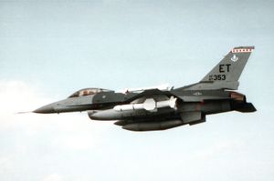 F-16에 장착된 AGM-84 하푼