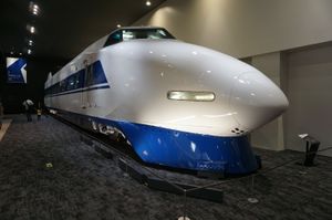 교토 철도 박물관에 보존된 122-5003호차