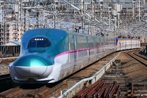 야마가타 신칸센 E8계 쓰바사와 연결하는 E5계