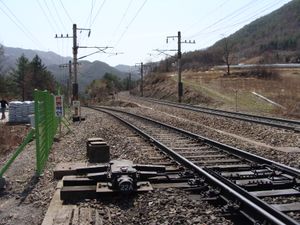 스위치백 선로 (왼쪽이 강릉 방향, 오른쪽이 영주 방향)