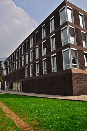 멘드리시오 건축 아카데미