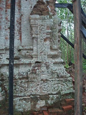 2011년 수도원의 붕괴된 유적