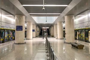 2호선 빈하이 국제공항역