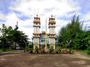 롱쑤옌 까오다이 사원