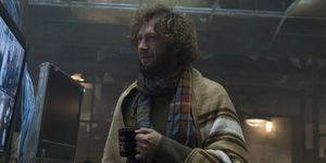 에번 모스배크랙은 텔레비전 시리즈 퍼니셔에서 마이크로 역을 맡았다.