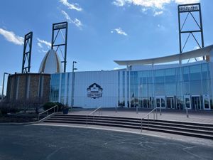 프로 풋볼 명예의 전당(Pro Football Hall of Fame) 입구
