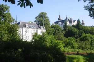 플뢰너 호수에서 바라본 플뢴 성