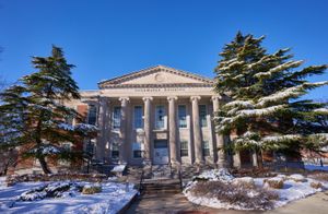 메릴랜드 대학교 칼리지 파크 캠퍼스의 슈메이커 빌딩