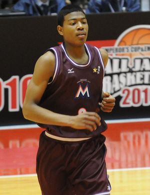 2016년 메이세이 고등학교 시절의 하치무라