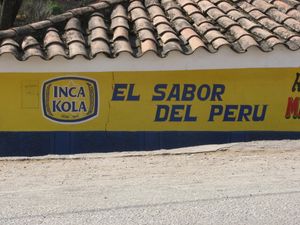 잉카 콜라 슬로건: "페루의 맛"