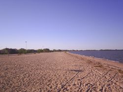 파투스 석호 해안의 라란잘