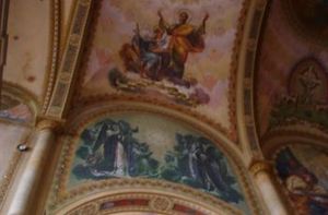 대성당 천장의 알도 로카텔리의 프레스코화 세부