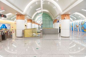 진위후퉁역 대합실