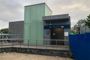 융딩먼와이역 A출구 엘리베이터