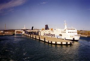 자스니츠 페리 항구