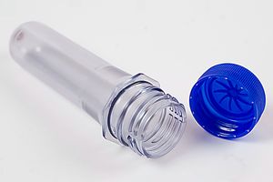 병의 사출 스트레치 블로우 성형을 위한 PET 프리폼