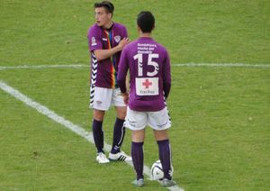 세군다 디비시온 B 경기에서 레알 유니온을 상대로 경기하는 과달라하라 선수들