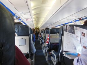 다윈 항공 사브 2000 내부