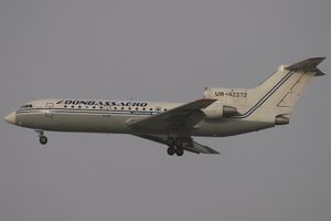 돈바스아에로 야코블레프 Yak-42