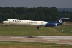 UM 에어 맥도넬 더글러스 MD-83