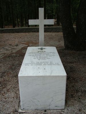 타토이에 있는 올가의 무덤