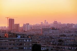 아크타우는 망기스타우주에서 인구가 가장 많은 도시이다.